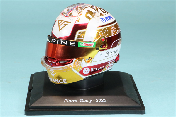 Mini helma  Pierre Gasly 2023 1/5