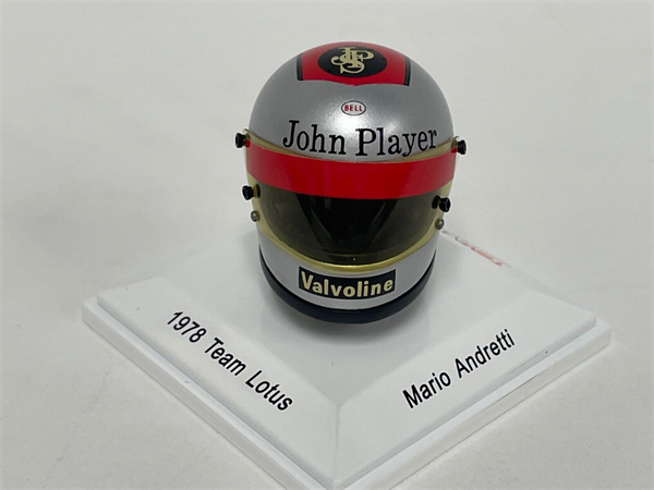 Mini helma Mario Andretti 1:8 1978