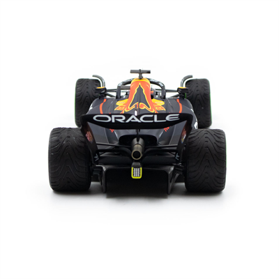 Minichamps Model Red Bull  Max Verstappen RB18 Víťaz Formuly 1 Japonsko GP 2022 1/18