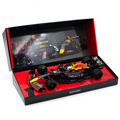 Minichamps Model Red Bull  Max Verstappen RB18 Víťaz Formuly 1 Japonsko GP 2022 1/18
